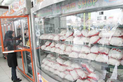 توزیع مرغ گرم در فروشگاه‌های زنجیره‌ای از امروز