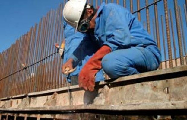 ۳۵۰هزار کارگر ساختمانی پشت نوبت/بررسی مجدد قانون کارگران ساختمانی