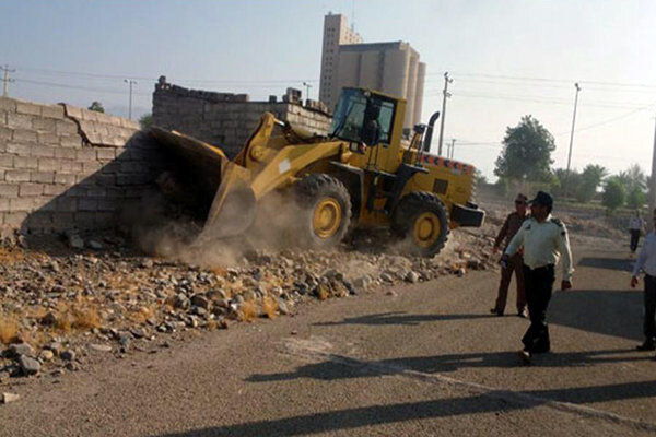 ویلاهای مجللی که در استان تهران غیرقانونی ساخته شده، تخریب می‌شود