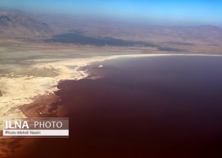 اوضاع دریاچه ارومیه بحرانی است/ هیچ شهری تنش آبی ندارد