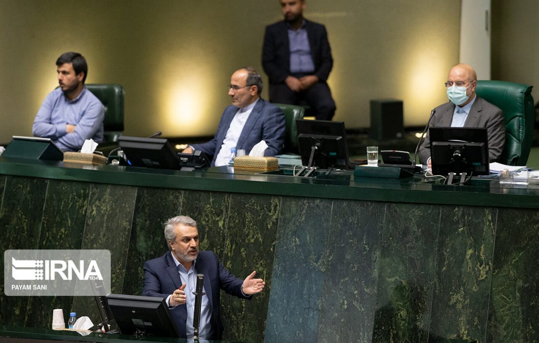 تعدادی از امضاهای استیضاح وزیر صمت پس گرفته شد/ تعیین تکلیف استیضاح تا دوشنبه ظهر