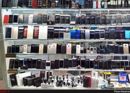 ساماندهی جدید در بازار تلفن همراه / قیمت گوشی‌ها هر ۲ ماه یکبار به‌روز رسانی می‌شوند/ احتمال تغییر ارز مبنا برای واردات گوشی‌های بالای ۶۰۰ دلار