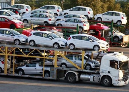 دعوای شورای رقابت با خودروسازان برسر قیمت خودروهای مونتاژی و بلاتکلیفی خریداران
