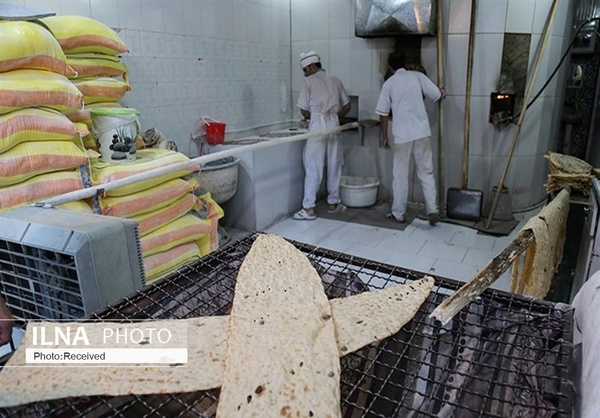فروش نان سنگک در تهران به ۵ هزار تومانی رسید/ نان اینترنتی ۲۵ هزار تومانی منطقی است!