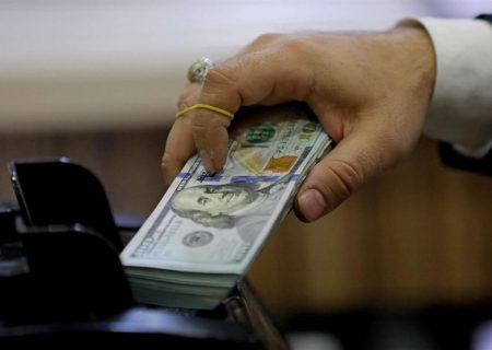 خرید و فروش ارز در بازار آزاد عراق از امروز ممنوع شد