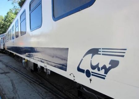 نقص فنی در قطار تهران – مشهد/ ۱۰۰ درصد مبلغ بلیت به مسافران پس داده می شود‎‎