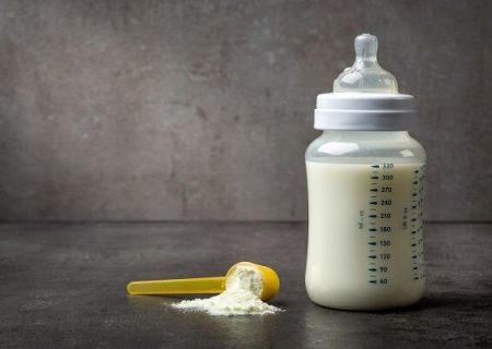 قیمت شیرخشک نوزاد بر اساس مستندات تعیین شود/ مهلت بیشتر به تولیدکنندگان برای پرداخت بدهی