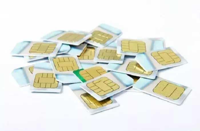 توزیع بدون مجوز کارت بانکی و سیم‌کارت در بین اتباع خارجی توسط برخی موسسات