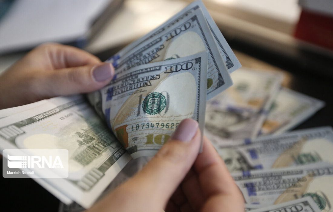 افزایش ۲۲۰ تومانی نرخ دلار در مرکز مبادله