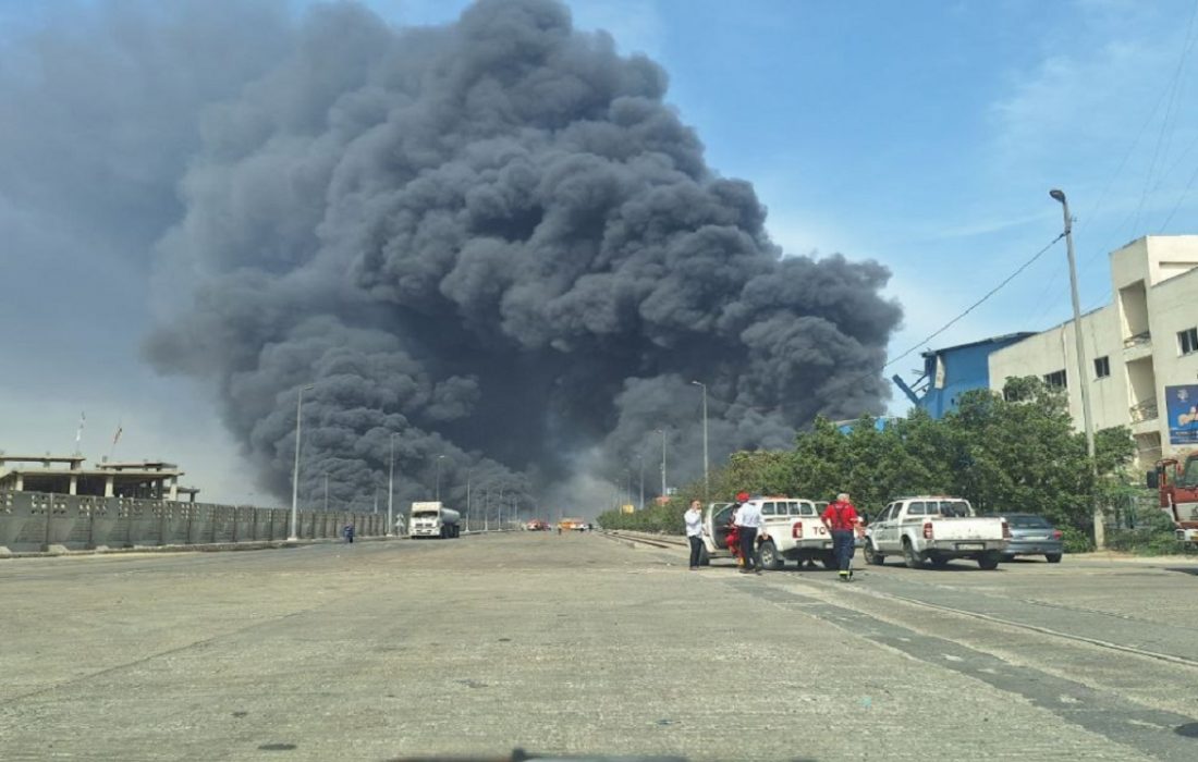 پرداخت مقرری بیمه بیکاری و مستمری به کارگران آسیبدیده بندر شهید رجایی