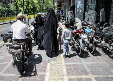 معضلات پیاده‌روی در پیاده‌راه‌های تهران؛ شهر برای عابران امن نیست؟