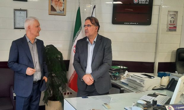 بازدید مدیران عالی بانک ایران زمین از شعب با هدف هم افزایی سازمانی و قدردانی از همکاران