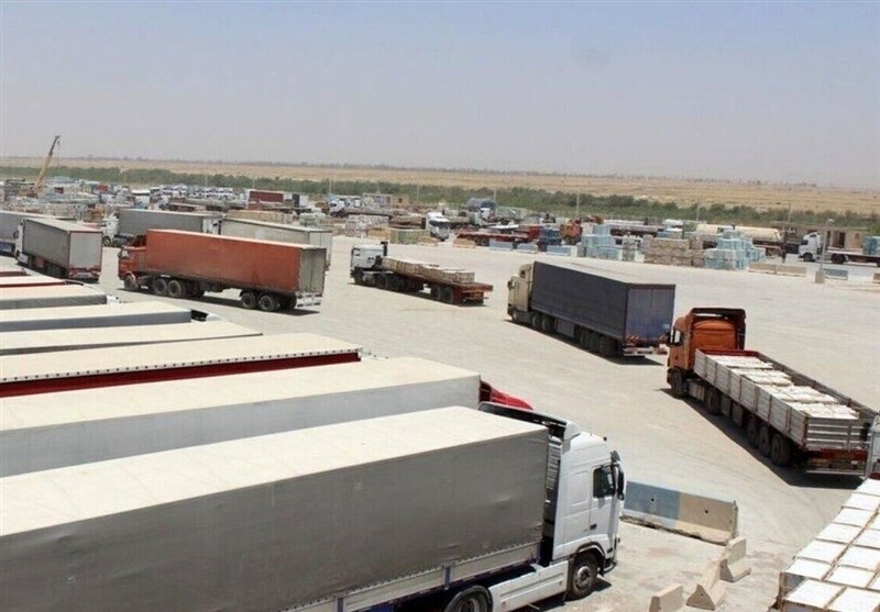 معافیت برخی صادرکنندگان از بازگشت ارز با نرخ رسمی، رقابت سالم را بر هم می‌زند