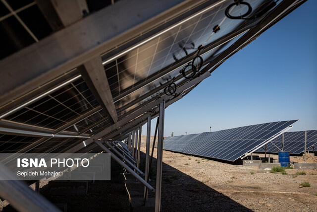 اعلام آمادگی ۷۰ شرکت خصوصی برای ساخت نیروگاههای خورشیدی
