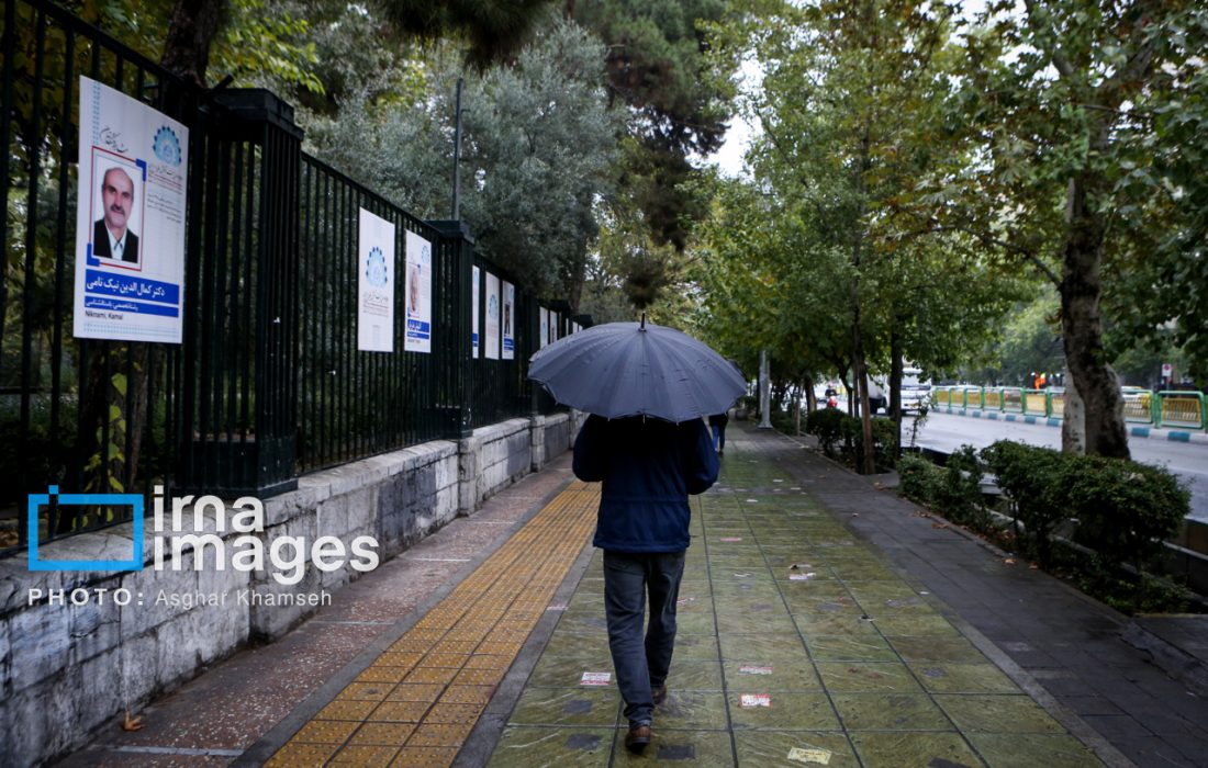 وزش باد شدید همراه با رگبار و رعد و برق در هشت استان کشور