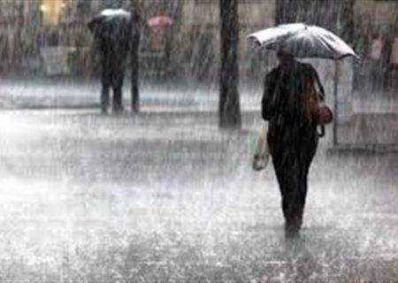 هواشناسی ایران ۱۴۰۴/۸/۷؛ کاهش محسوس دما و بارش‌های پراکنده در نوار شمالی کشور