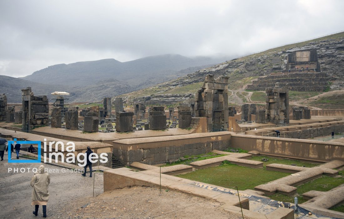 حتی یک متر از حریم ممنوعه «تخت جمشید» به محدوده طرح جامع شهر اضافه نشد