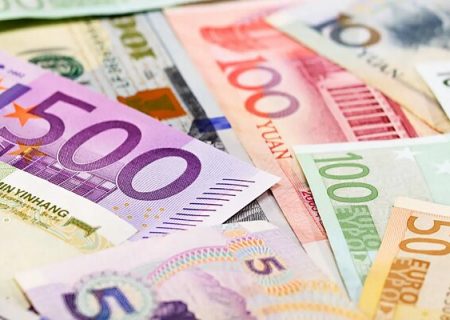 گزارش ارزی بازار ارز تجاری؛ داد و ستد ۶۱۳ میلیون دلاری ارز بین تجار