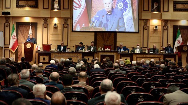نمایندگان اتاق ایران خواستار اصلاح سیاستهای ارزی و حمایت از کسب و کارها شدند