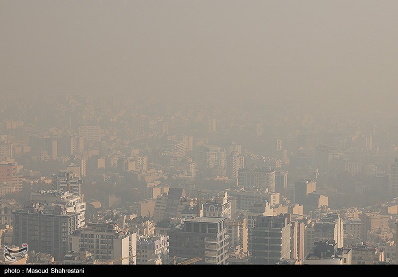 آلودگی هوای تهران زیر چتر تصمیم‌های اضطراری/ ترک فعل استانداری محرز نیست؟
