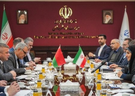 صادق: آماده واگذاری محوطه بنادر جنوبی به بلاروس هستیم