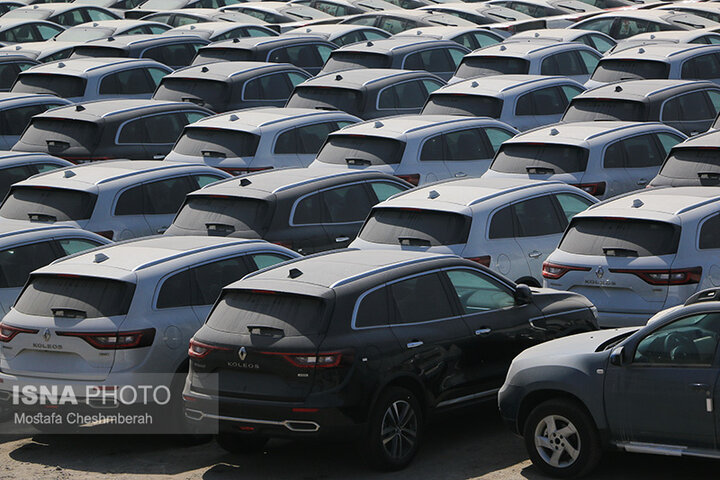 یک تعرفهگذاری پرحاشیه برای واردات خودرو!